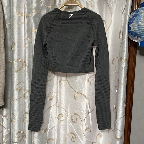 Gymshark long sleeve crop top - Picture 2 of 3